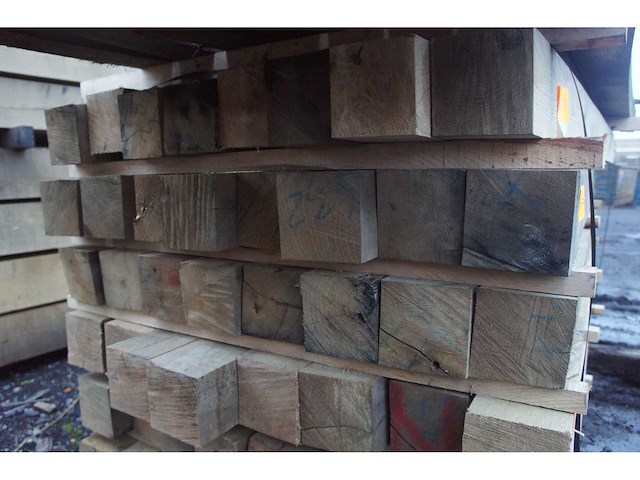 0,42 m³ eiken balken 120x120 - afbeelding 3 van  4