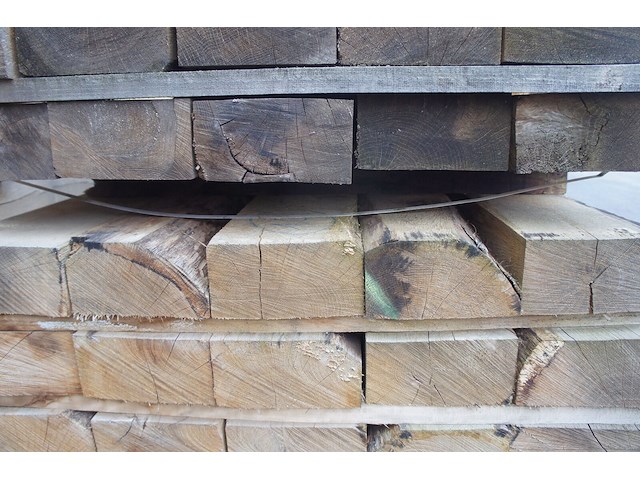 0,44 m³ industrieel eiken balken 100x200 - afbeelding 3 van  4