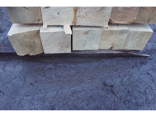 0,50 m³ eiken balken 200x200 - afbeelding 5 van  5
