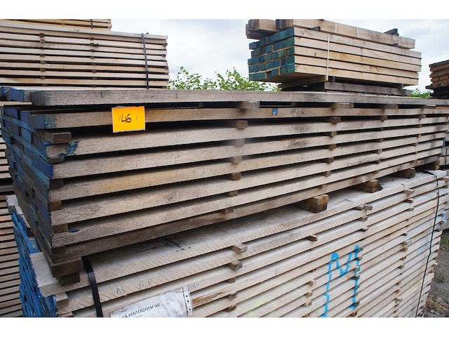 0,54 m³ eiken planken 30mm - afbeelding 1 van  4