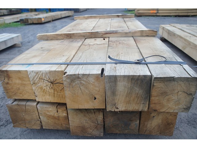 0,60 m³ eiken balken 200x200 - afbeelding 4 van  5