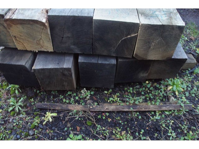 0,60 m³ eiken balken 200x200 - afbeelding 2 van  4