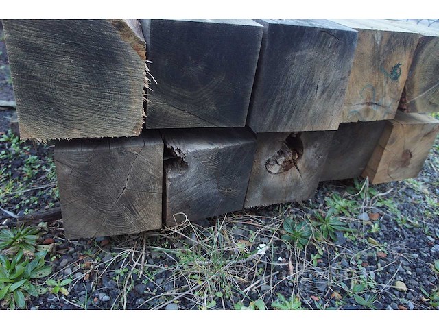 0,60 m³ eiken balken 200x200 - afbeelding 4 van  4
