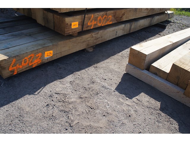 0,63 m³ eiken balken 150x150 - afbeelding 1 van  3