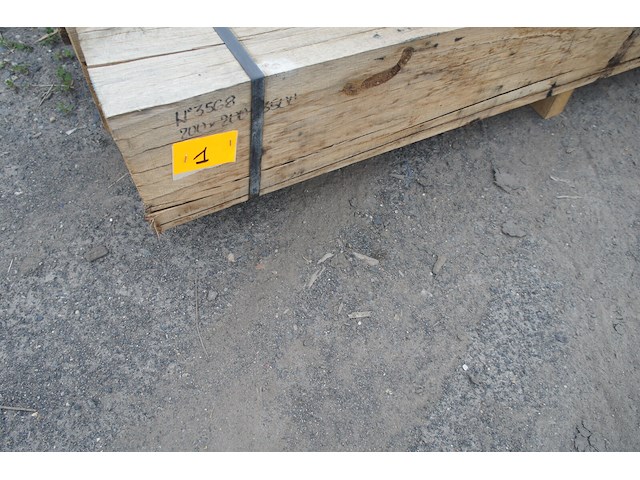 0,70 m³ eiken balken 200x200 - afbeelding 2 van  4
