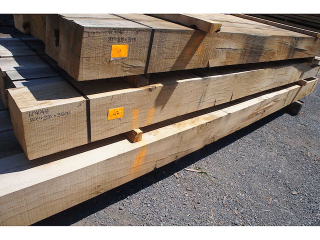 0,70 m³ eiken balken 200x200 - afbeelding 2 van  4