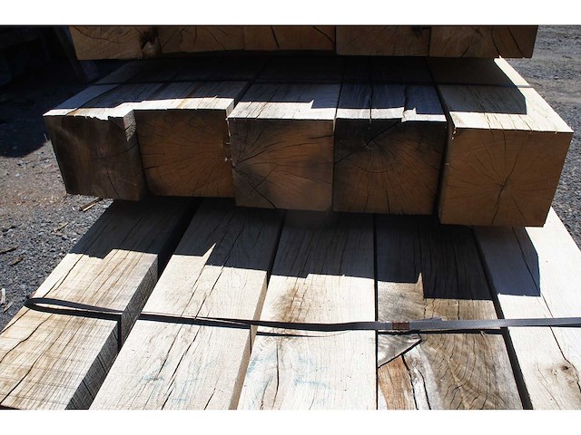 0,70 m³ eiken balken 200x200 - afbeelding 3 van  4