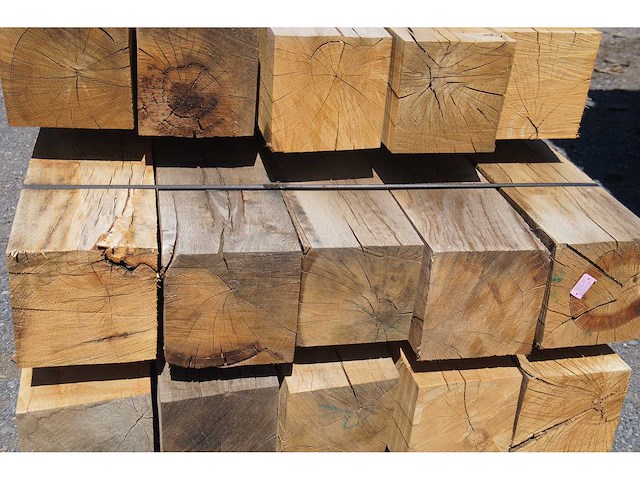0,70 m³ eiken balken 200x200 - afbeelding 4 van  4