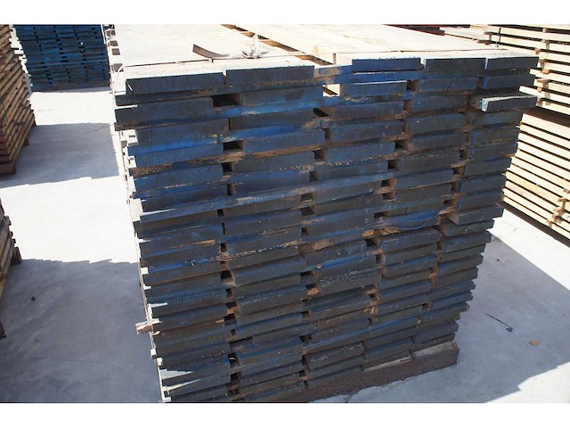 0,77 m³ eiken planken 30mm rustiek - afbeelding 3 van  3