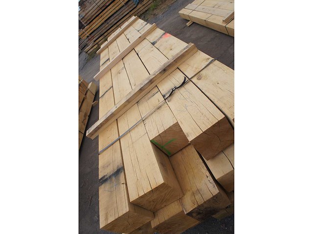 0,83 m³ eiken balken 200x200 - afbeelding 3 van  5