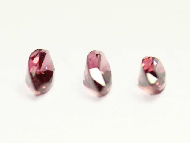 0,84 ct. marquise-vorm roze rozenkleur rodoliet-edelsteen - afbeelding 2 van  6