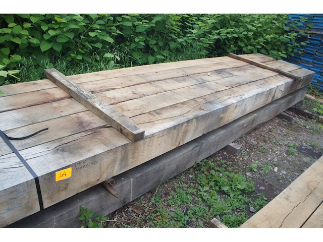 0,90 m³ eiken balken 200x200 - afbeelding 1 van  5
