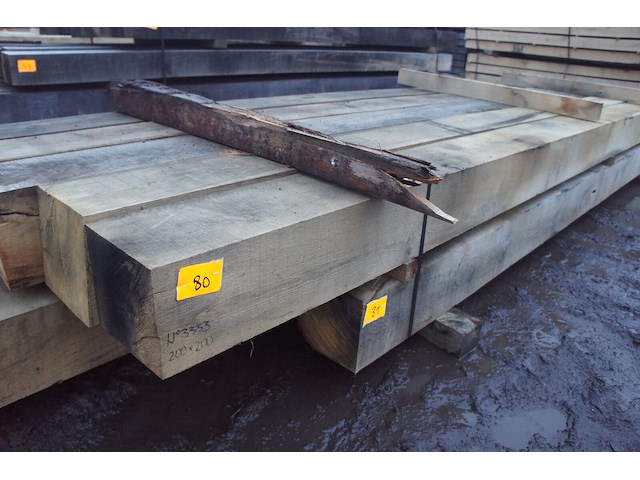0,90 m³ eiken balken 200x200 - afbeelding 1 van  4