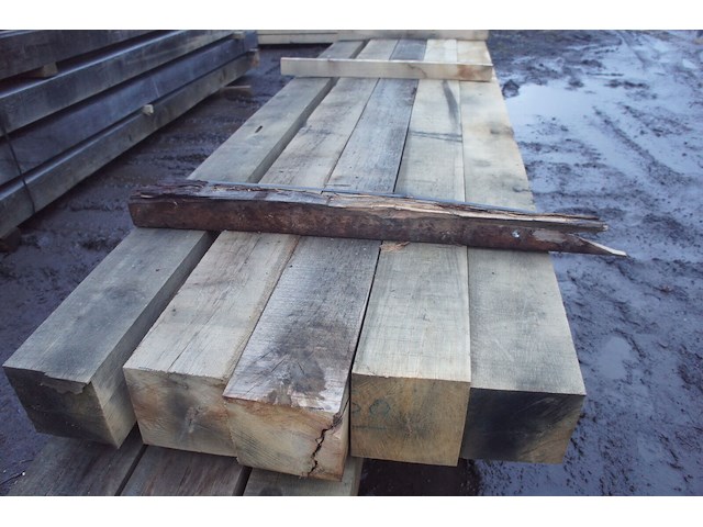 0,90 m³ eiken balken 200x200 - afbeelding 2 van  4