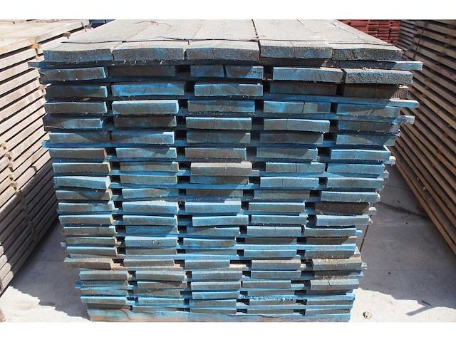 0,95 m³ eiken planken 30mm rustiek - afbeelding 1 van  1