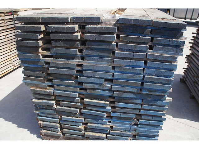 0,95 m³ eiken planken 30mm rustiek - afbeelding 2 van  4