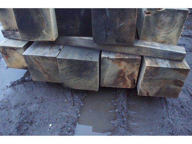 0,98 m³ eiken balken 200x200 - afbeelding 4 van  4