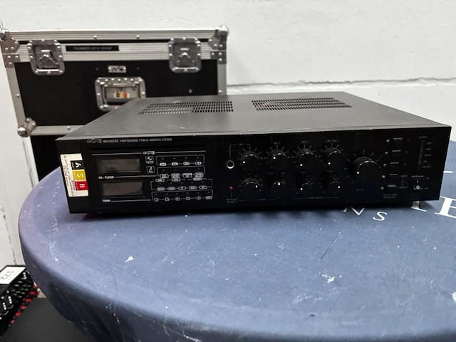 1 100v versterker apart ma 200 cdr - afbeelding 1 van  3