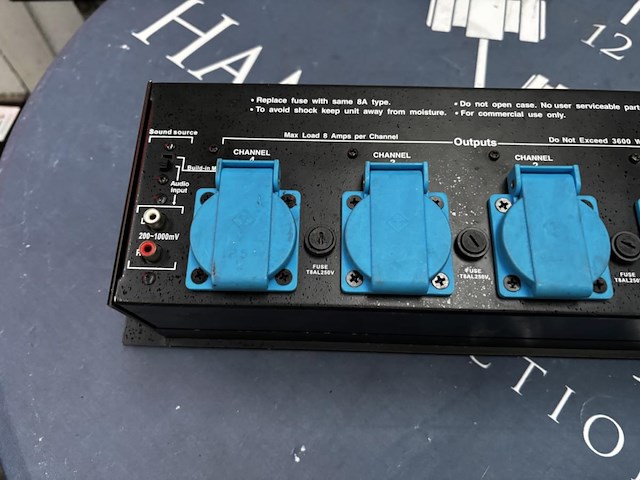 1 4-kanaals lightcontroller jbsystems - afbeelding 2 van  3