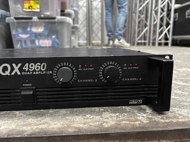 1 4-kanaals versterker interm qx4960 - afbeelding 3 van  3