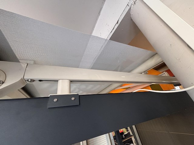 1 alu afdak met verlichting en zonnewering - afbeelding 5 van  5