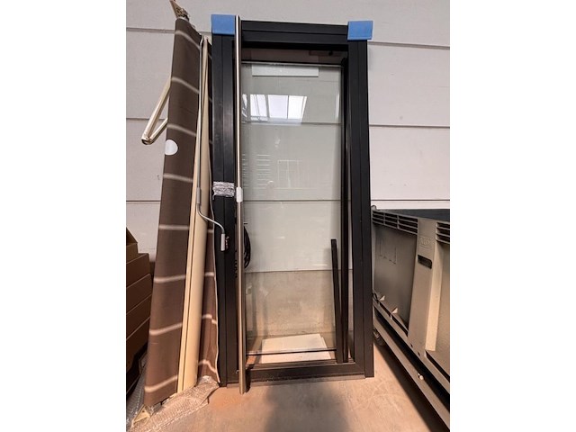 1 alu deur vv glazen paneel aliplast - afbeelding 1 van  5