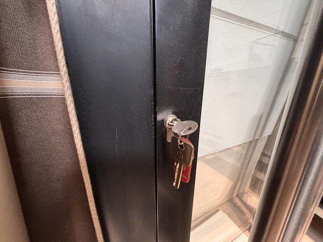 1 alu deur vv glazen paneel aliplast - afbeelding 2 van  5