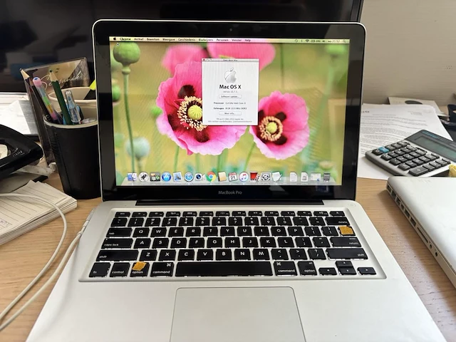 1 apple macbook pro versie 10.7.5 - afbeelding 1 van  4