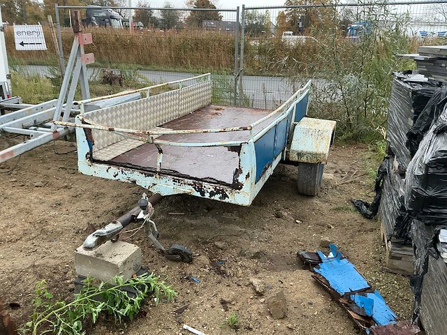 1-assige aanhangwagen - afbeelding 1 van  4