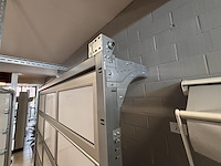 1 automatische stalen sectionaal poort adk met glazen panelen - afbeelding 2 van  3