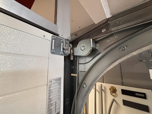 1 automatische stalen sectionaal poort adk - afbeelding 5 van  8