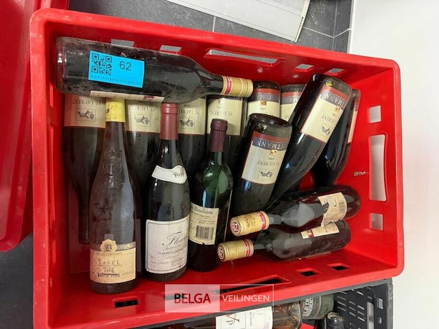 1 bak diverse wijnsoorten - afbeelding 1 van  2