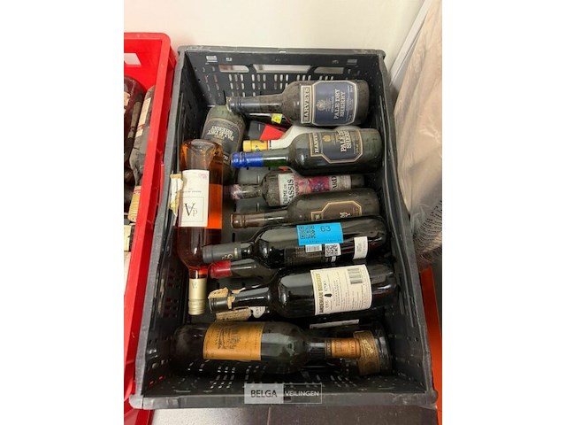 1 bak diverse wijnsoorten - afbeelding 1 van  1