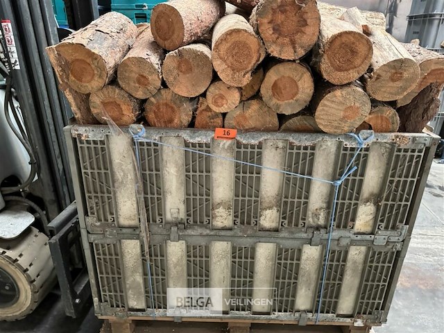 1 bak gedroogd brandhout - afbeelding 1 van  3