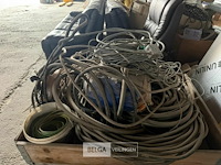 1 bak met restanten kabels - afbeelding 4 van  4