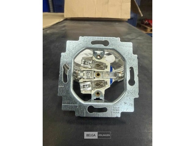 1 bak stopcontacten - afbeelding 2 van  4