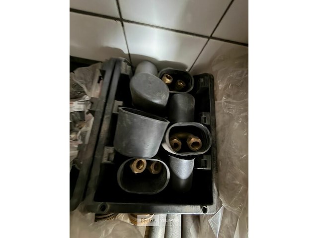 1 bakje met koperen bogen - afbeelding 4 van  4