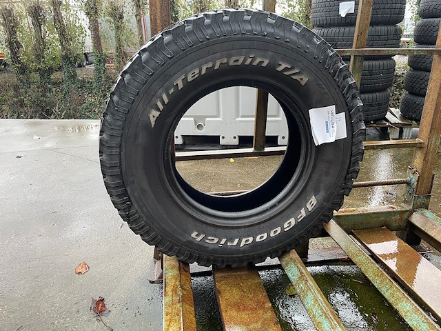 1 band bf goodrich - afbeelding 1 van  3