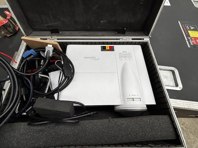 1 beamer optima - afbeelding 2 van  5