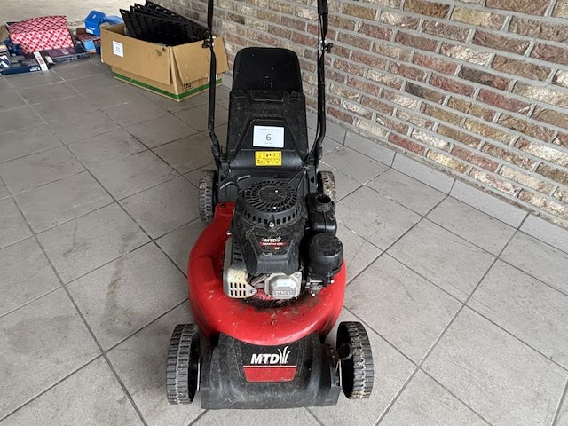 1 benzine grasmaaier mtd - afbeelding 2 van  5