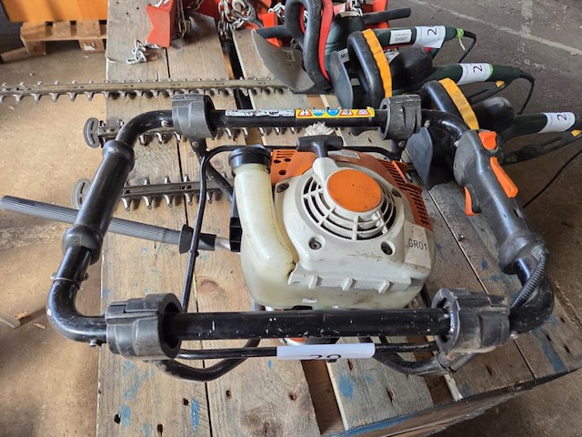 1 benzine grondboor - afbeelding 2 van  4