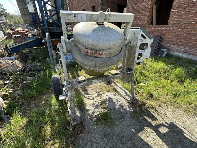 1 betonmolen altrad - afbeelding 1 van  6