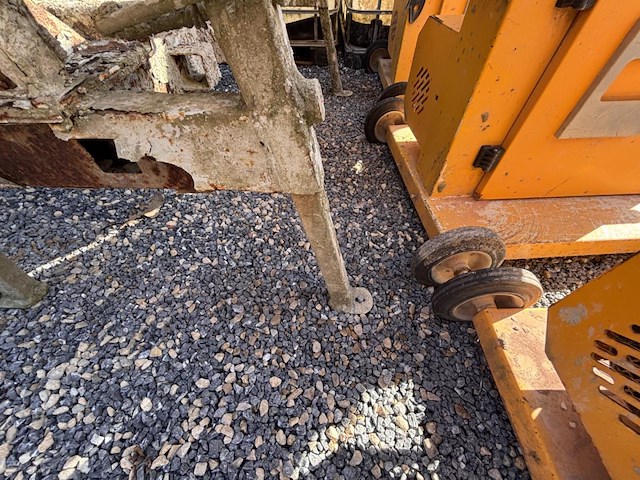 1 betonmolen nn - afbeelding 2 van  2