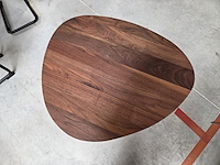 1 bijzettafel massief notenhout brady - afbeelding 2 van  5