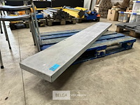 1 blauwsteen - afbeelding 2 van  3