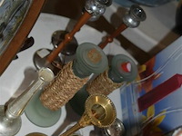 1 bord met 2 eenden , deco limonge en 9 div kandelaars - afbeelding 3 van  4