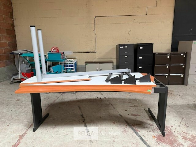 1 bureau - afbeelding 1 van  1