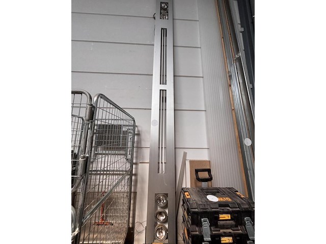 1 bureauverlichtingsarmatuur - afbeelding 1 van  3