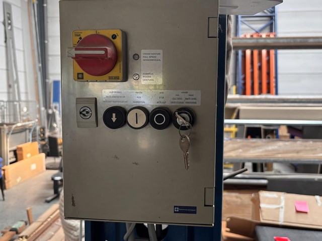 1 cnc freesmachine multicam - afbeelding 4 van  12