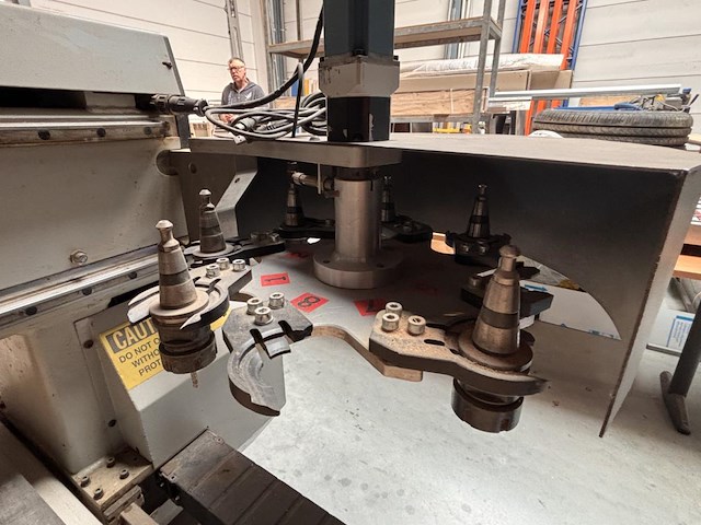 1 cnc freesmachine multicam - afbeelding 7 van  12